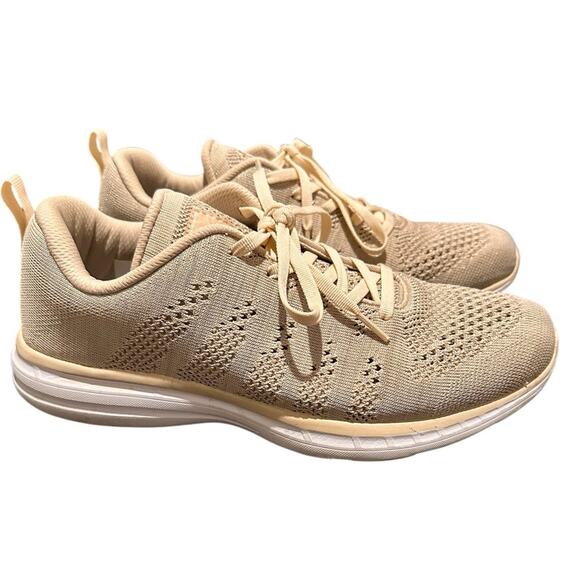 APL Athletic Propulsion Labs Techloom Pro Men in Champagne White, size 9.5 main image 4